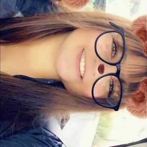 Meet your Posher, Arianna